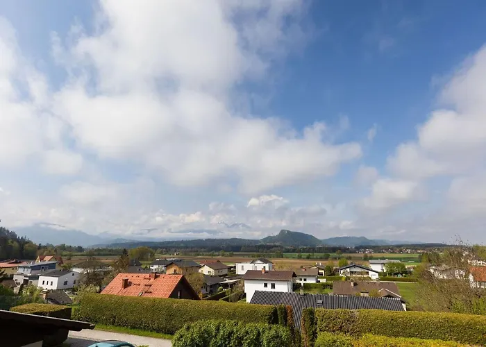 Beautiful apartment in Völkermarkt with garden
